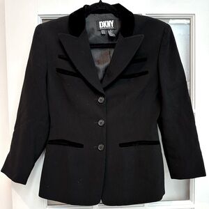 Vintage DKNY Donna Karan New York 100% Wool Black Blazer Velvet Trim Size 2 XS